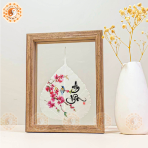 Tranh Lá Bồ Đề Chữ An Yên - Hoa Đào Để Bàn