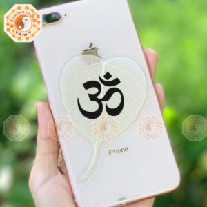 Lá Bồ Đề Chữ Om Mẫu 3 Màu Trắng Để Ốp Điện Thoại