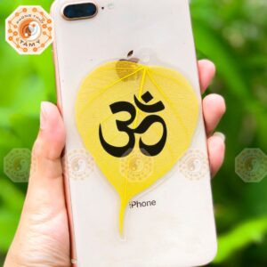 Lá Bồ Đề Thư Pháp - Chữ Om (Mẫu 3)