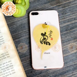 Lá Bồ Đề Chữ Tâm Màu Vàng Ốp Điện Thoại
