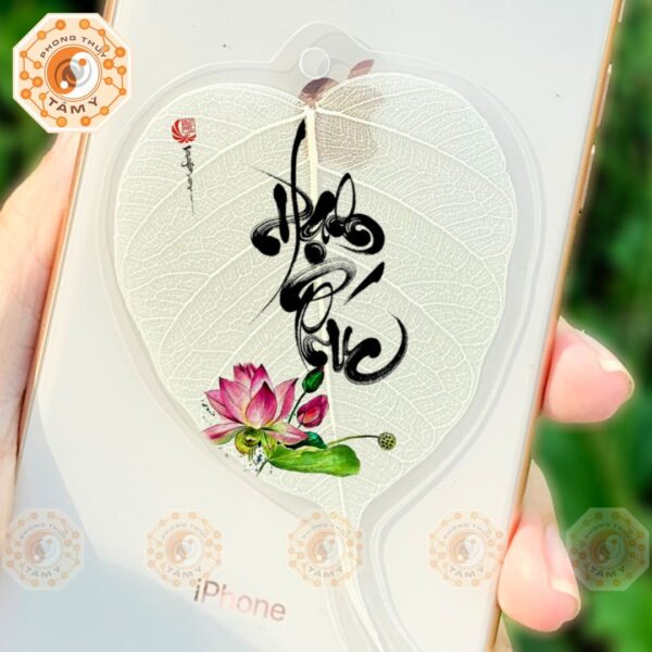 Lá Bồ Đề Thư Pháp Chữ Hạnh Phúc Hoa Sen